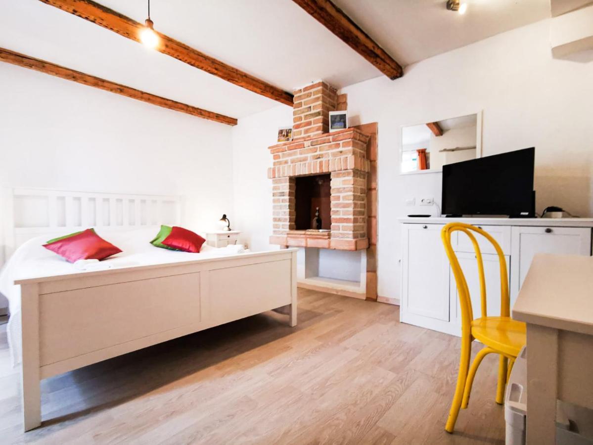 Val Comeza Hotel Komiza Bagian luar foto