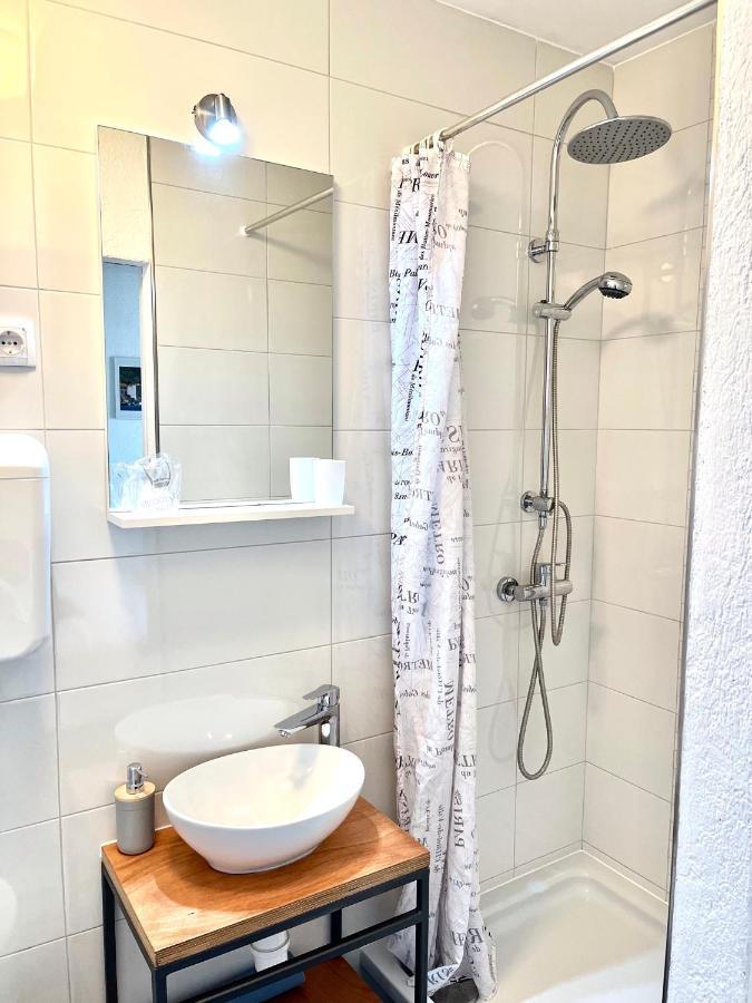 Val Comeza Hotel Komiza Bagian luar foto
